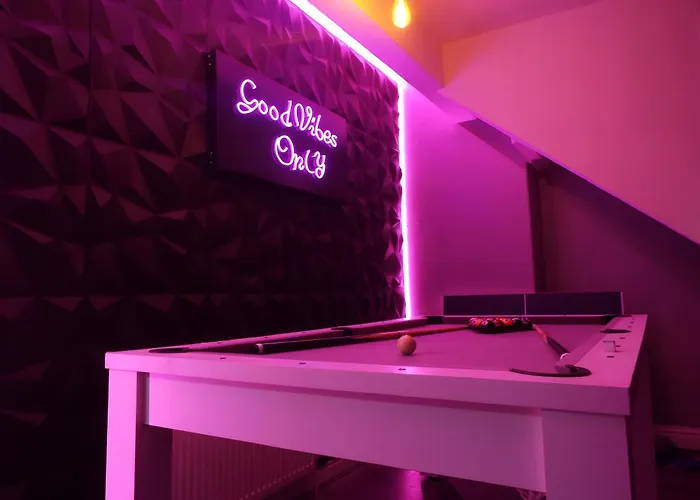 Toller Heights 公寓 *